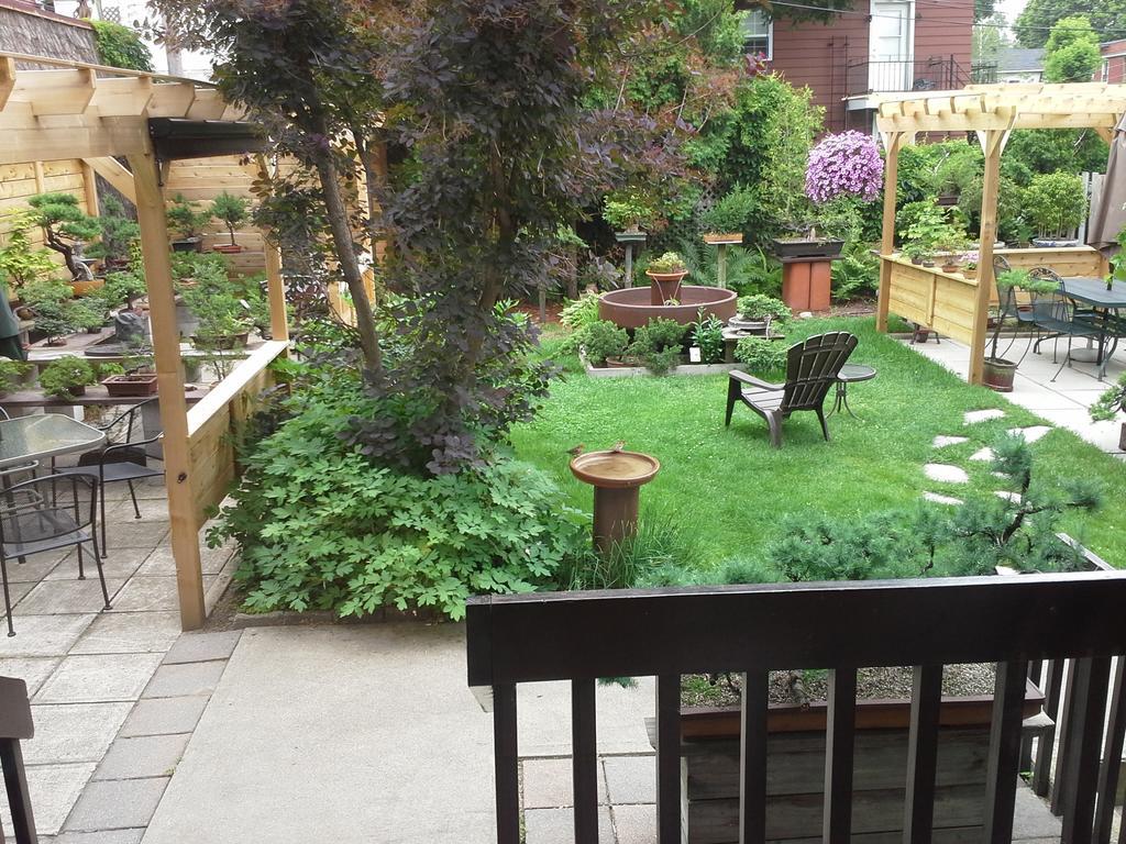 3 Bedrooms 3 Beds Near Metro -2 Parking Free Монреал Стая снимка
