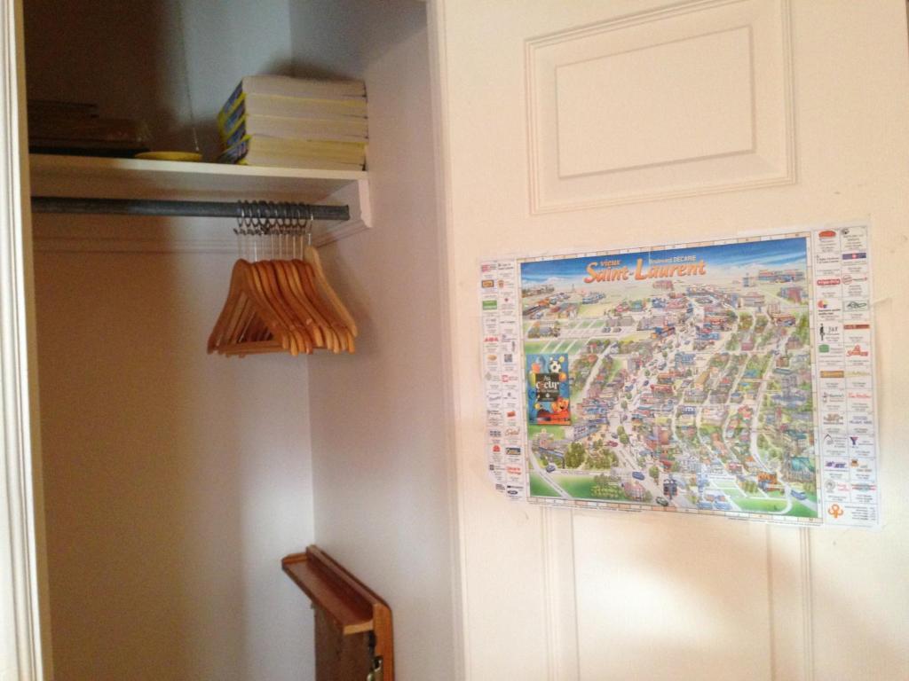 3 Bedrooms 3 Beds Near Metro -2 Parking Free Монреал Екстериор снимка